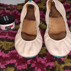 Tieks Ballerina Pink size 8 Bonus Shoe Cream